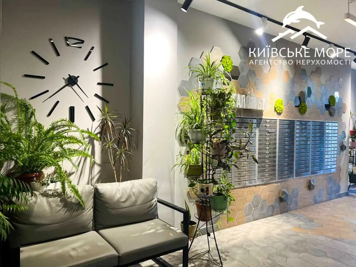 Фото Selling a 3-room apartment, 96 sq.m., Ivana Vyhovskoho street (Marshala Hrechka Street)  Kyiv, price: 140000 USD, code 8103
