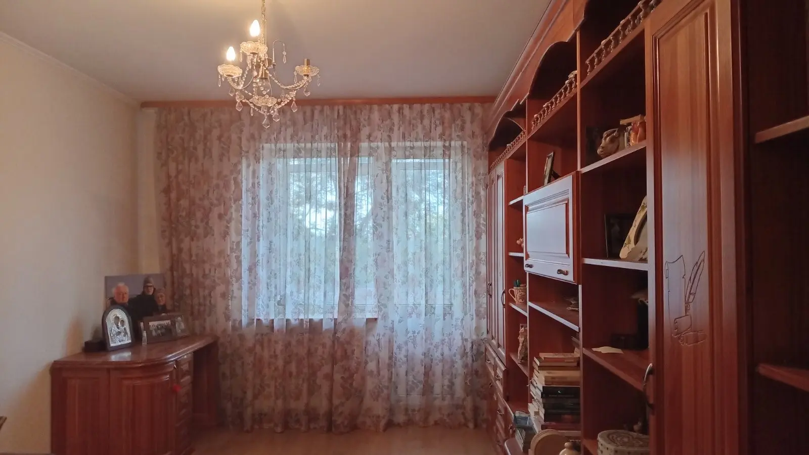 Фото Selling a 5-room apartment, 190 sq.m., Mariiky Pidhirianky Street 23 Ivano-Frankivsk, price: 330000 $, code 8106