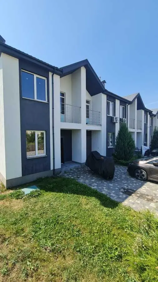 Фото Продаю будинок, 99 кв. м, Грушевського вул.  Погреби, ціна: 65000 USD, код 8107