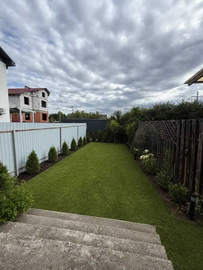 Фото Продаю будинок, 99 кв. м, Грушевського вул.  Погреби, ціна: 65000 USD, код 8107