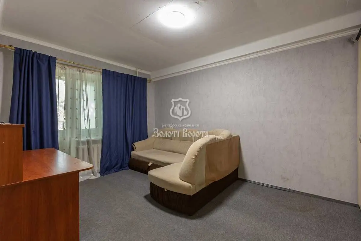 Фото Продаю 1 кімнатну квартиру, 30.3 кв. м, Кирилівська вул. (Фрунзе) 127 Київ, ціна: 42000 USD, код 8109