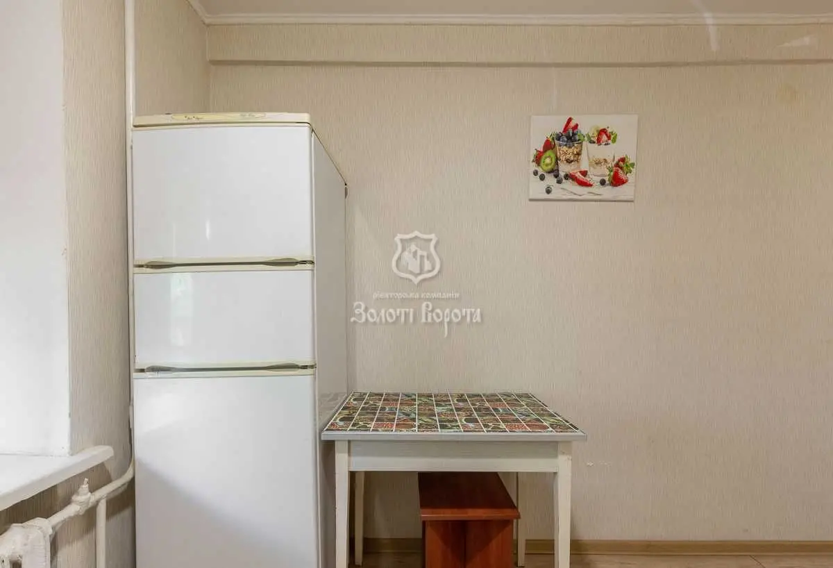 Фото Продаю 1 кімнатну квартиру, 30.3 кв. м, Кирилівська вул. (Фрунзе) 127 Київ, ціна: 42000 USD, код 8109