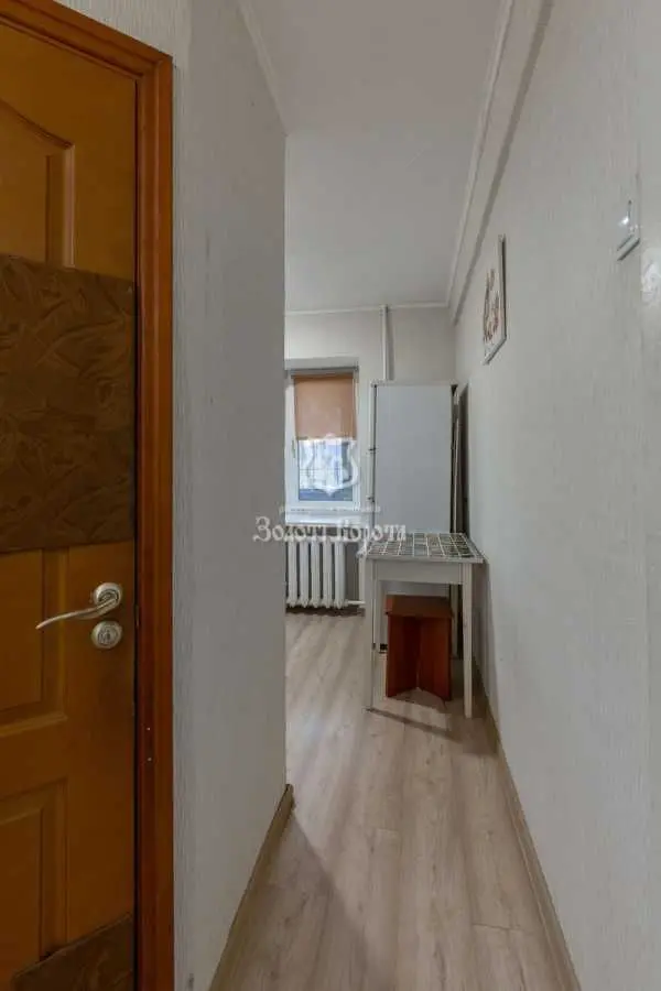 Фото Продаю 1 кімнатну квартиру, 30.3 кв. м, Кирилівська вул. (Фрунзе) 127 Київ, ціна: 42000 USD, код 8109