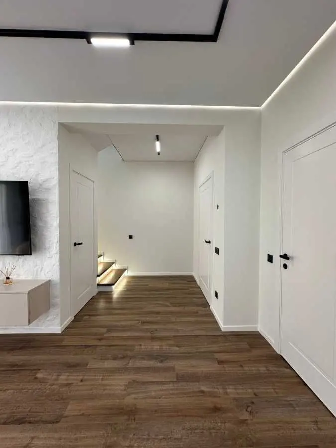 Фото Продаю будинок, 140 кв. м, Кобзаря вул.  Крихівці, ціна: 295000 USD, код 8111