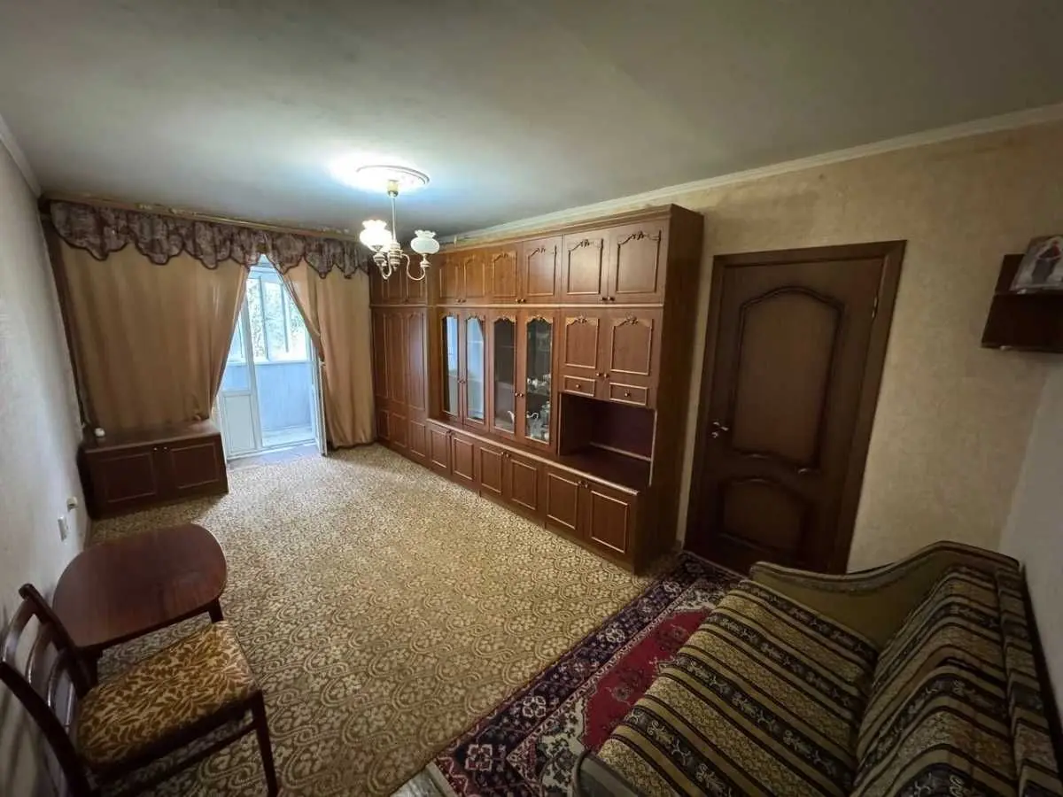 Фото Selling a 2-room apartment, 48 sq.m., Olesia Honchara Street  Dnipro, price: 30000 USD, code 8117