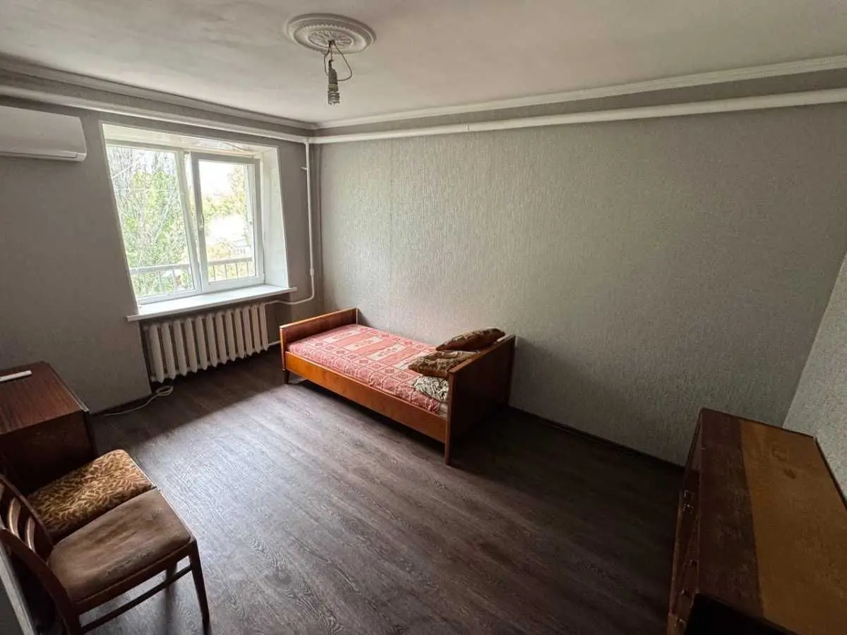 Фото Selling a 2-room apartment, 48 sq.m., Olesia Honchara Street  Dnipro, price: 30000 USD, code 8117