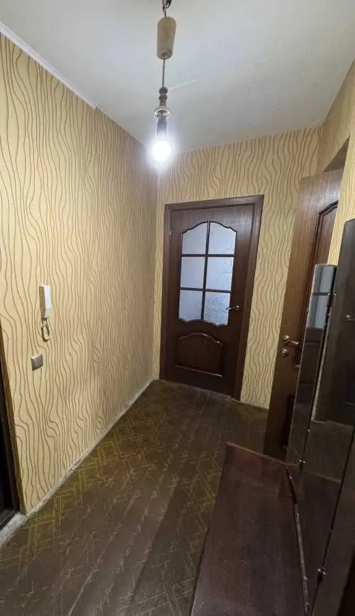 Фото Selling a 2-room apartment, 48 sq.m., Olesia Honchara Street  Dnipro, price: 30000 USD, code 8117