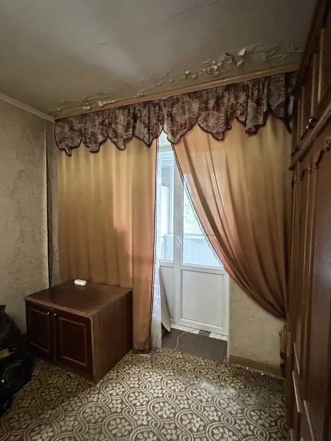 Фото Selling a 2-room apartment, 48 sq.m., Olesia Honchara Street  Dnipro, price: 30000 USD, code 8117