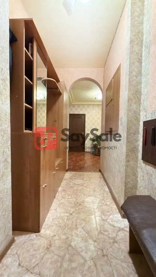 Фото Продаю 4 кімнатну квартиру, 105 кв. м, Анни Ахматової вул. 43 Київ, ціна: 106000 USD, код 8118