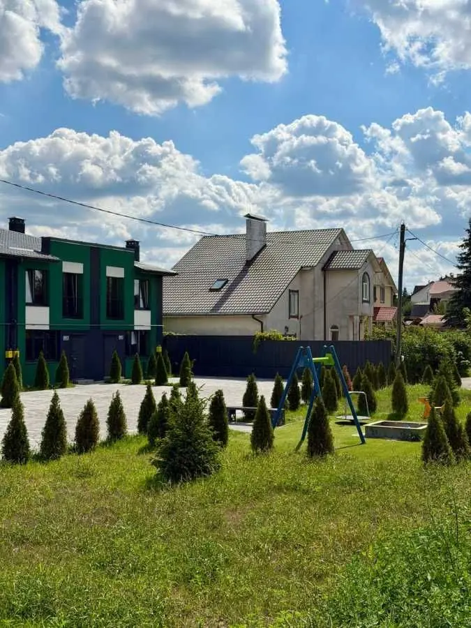 Фото Продаю 3 кімнатну квартиру, 72 кв. м, Святопетровського вул. (Петровського)  Гатне, ціна: 83000 USD, код 8132