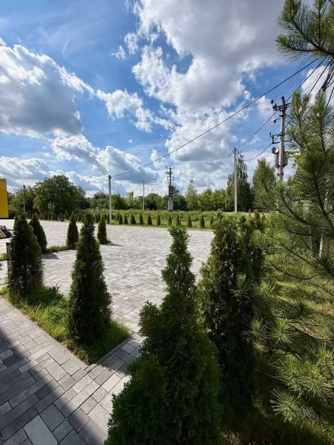 Фото Продаю 3 кімнатну квартиру, 72 кв. м, Святопетровського вул. (Петровського)  Гатне, ціна: 83000 USD, код 8132