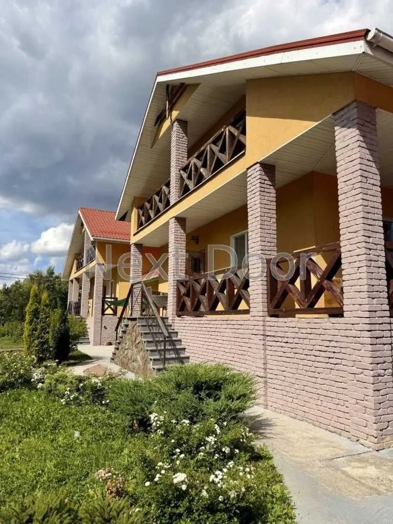 Фото Selling a house, 625 sq.m., Parkova street  Vita-Poshtova, price: 395000 USD, code 8135