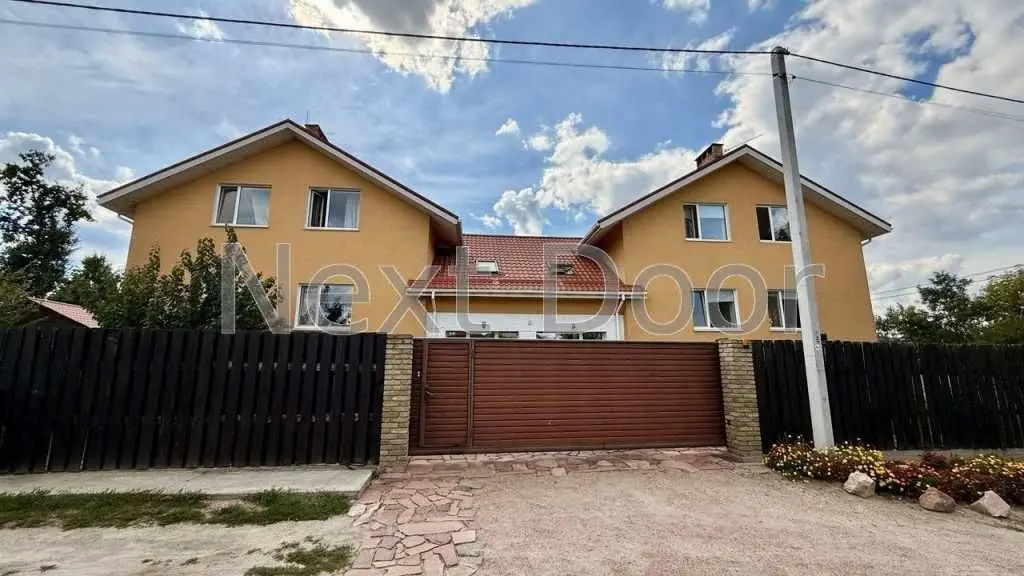 Фото Selling a house, 625 sq.m., Parkova street  Vita-Poshtova, price: 395000 USD, code 8135