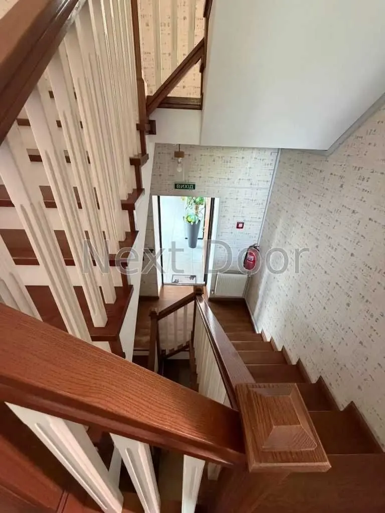 Фото Selling a house, 625 sq.m., Parkova street  Vita-Poshtova, price: 395000 USD, code 8135