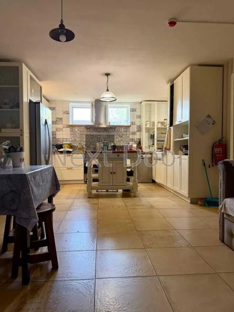 Фото Selling a house, 625 sq.m., Parkova street  Vita-Poshtova, price: 395000 USD, code 8135