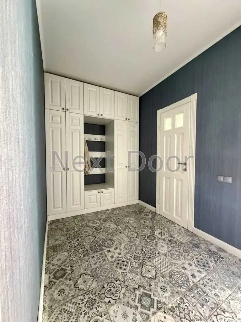 Фото Selling a house, 625 sq.m., Parkova street  Vita-Poshtova, price: 395000 USD, code 8135