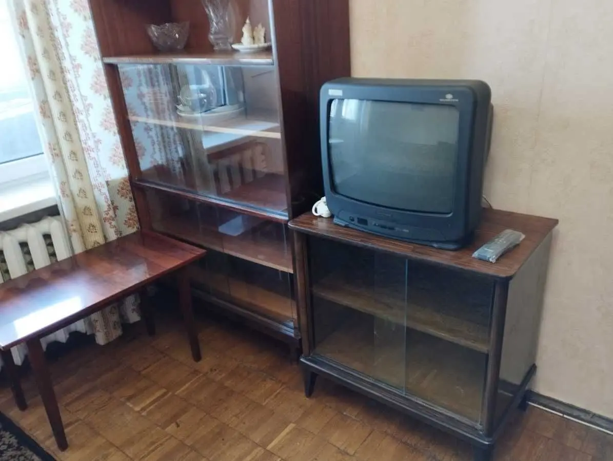 Фото Rent a 2-room apartment, Bratyslavska Street 22 Kyiv for long-term rent, price: 4000 UAH, code 8136