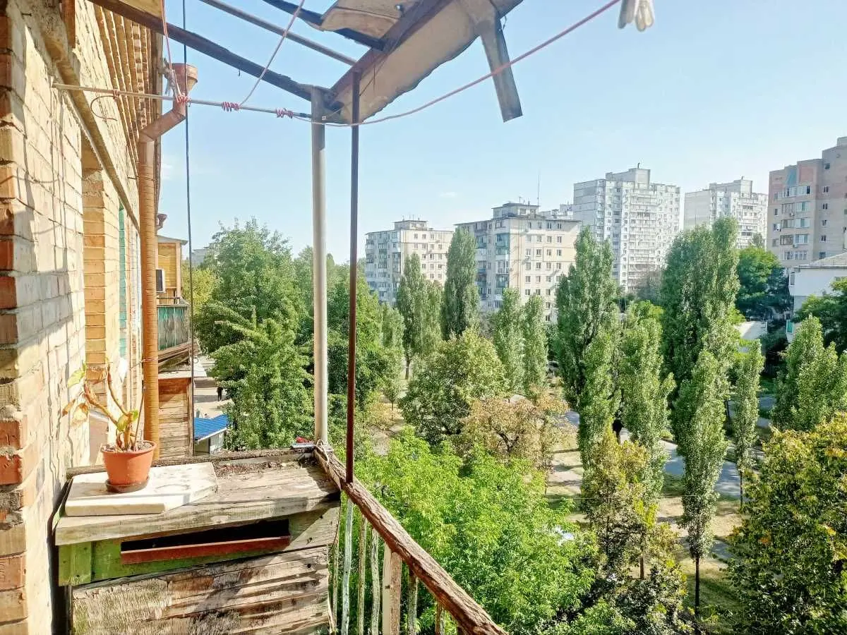 Фото Продаю 2 кімнатну квартиру, 43 кв. м, Вацлава Гавела бульв. (Івана Лепсе) 79 Київ, ціна: 34000 USD, код 8137
