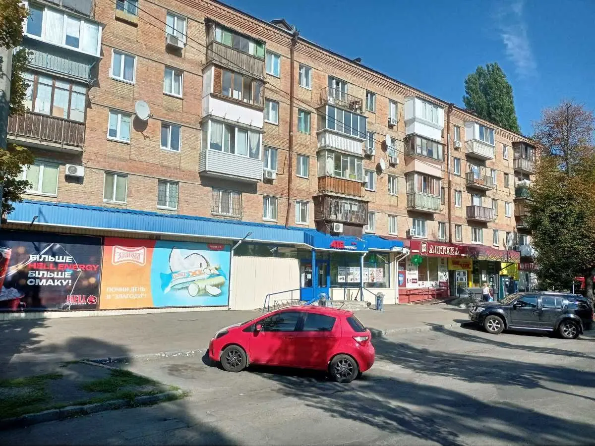 Фото Продаю 2 кімнатну квартиру, 43 кв. м, Вацлава Гавела бульв. (Івана Лепсе) 79 Київ, ціна: 34000 USD, код 8137