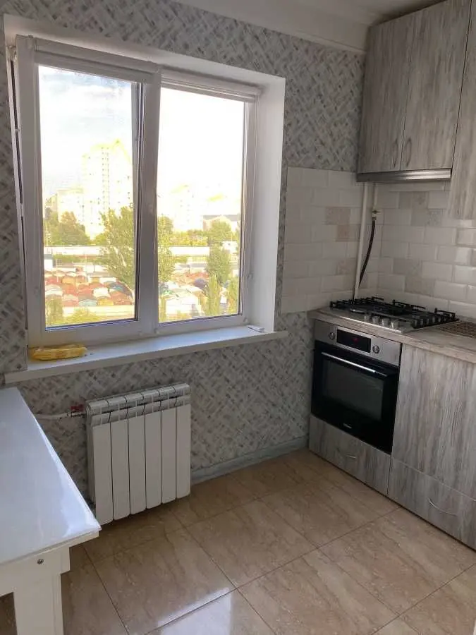 Фото Rent a 2-room apartment, Berezniakivska Street 12 Kyiv for long-term rent, price: 16000 UAH, code 8139