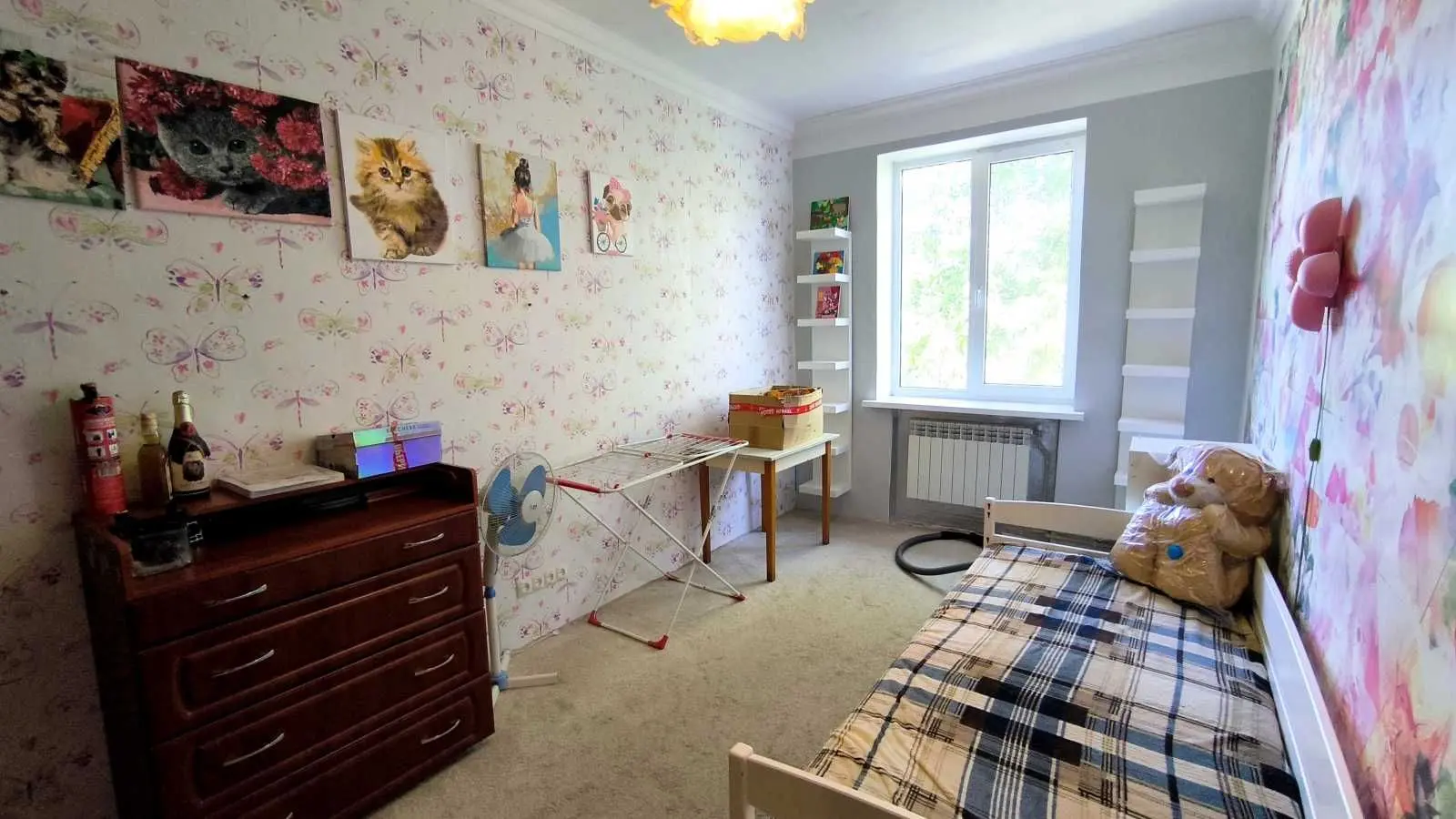 Фото Selling a 3-room apartment, 64 sq.m., Volodymyra Ivasiuka Street  Dnipro, price: 38000 USD, code 8140