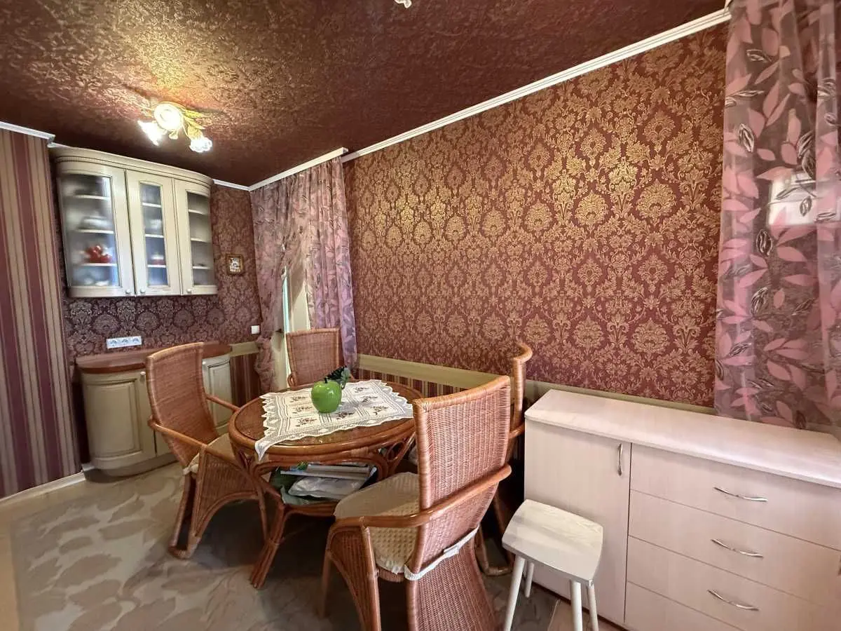 Фото Продаю 1-комнатную квартиру, 49 кв. м, Тепличная ул.  Святопетрівське, цена: 65000 USD, код 8148