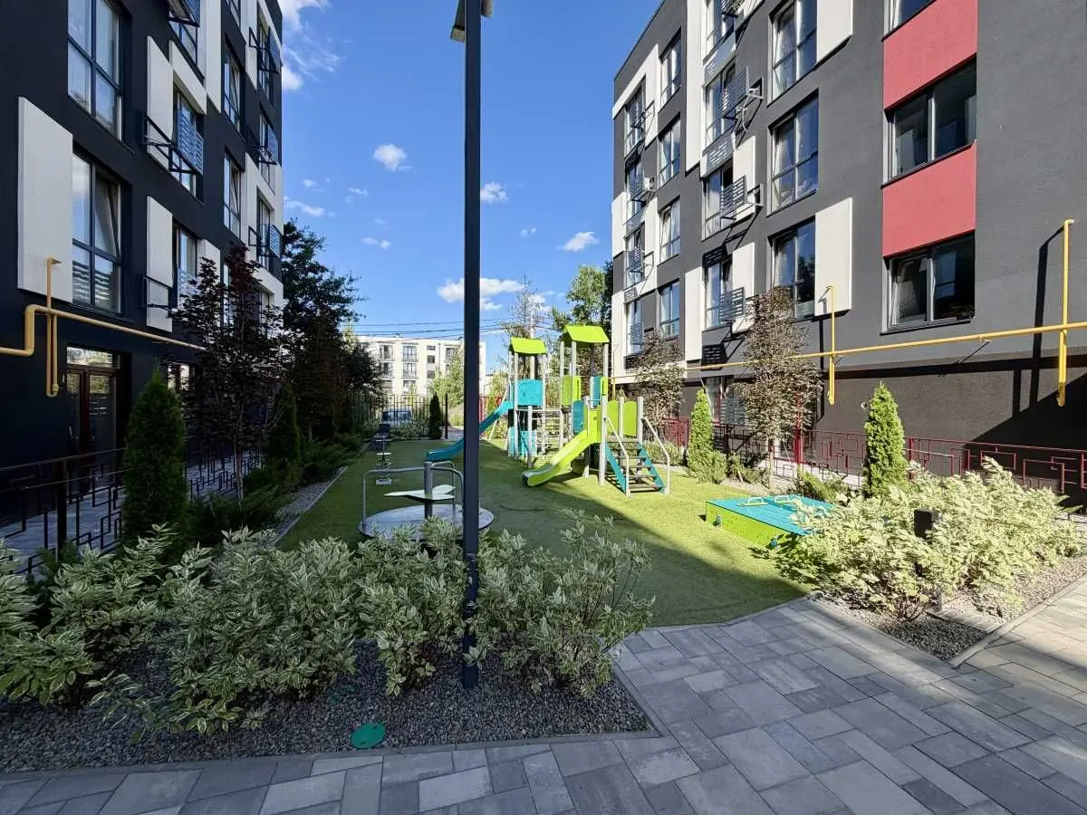Фото Selling a 1-room apartment, 31 sq.m., Instytutska Street  Hatne, price: 40300 USD, code 8150