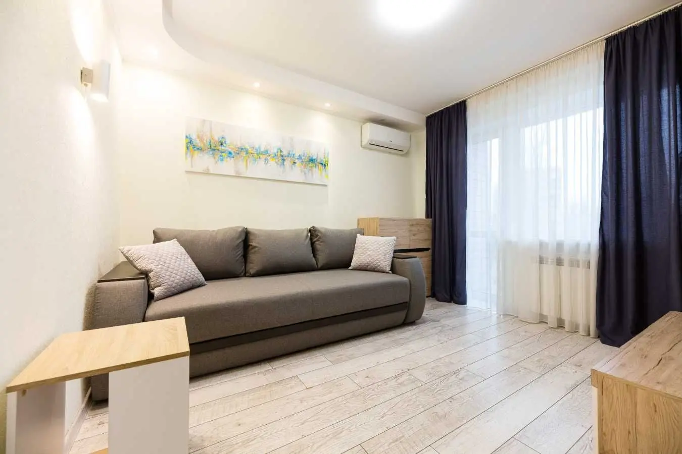 Фото Selling a 2-room apartment, 40 sq.m., Sobornosti avenue 1а Kyiv, price: 54990 USD, code 8156