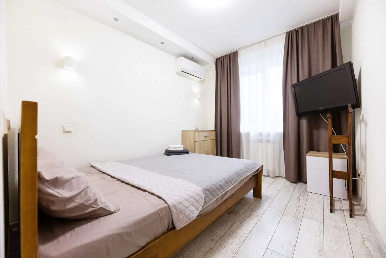 Фото Selling a 2-room apartment, 40 sq.m., Sobornosti avenue 1а Kyiv, price: 54990 USD, code 8156