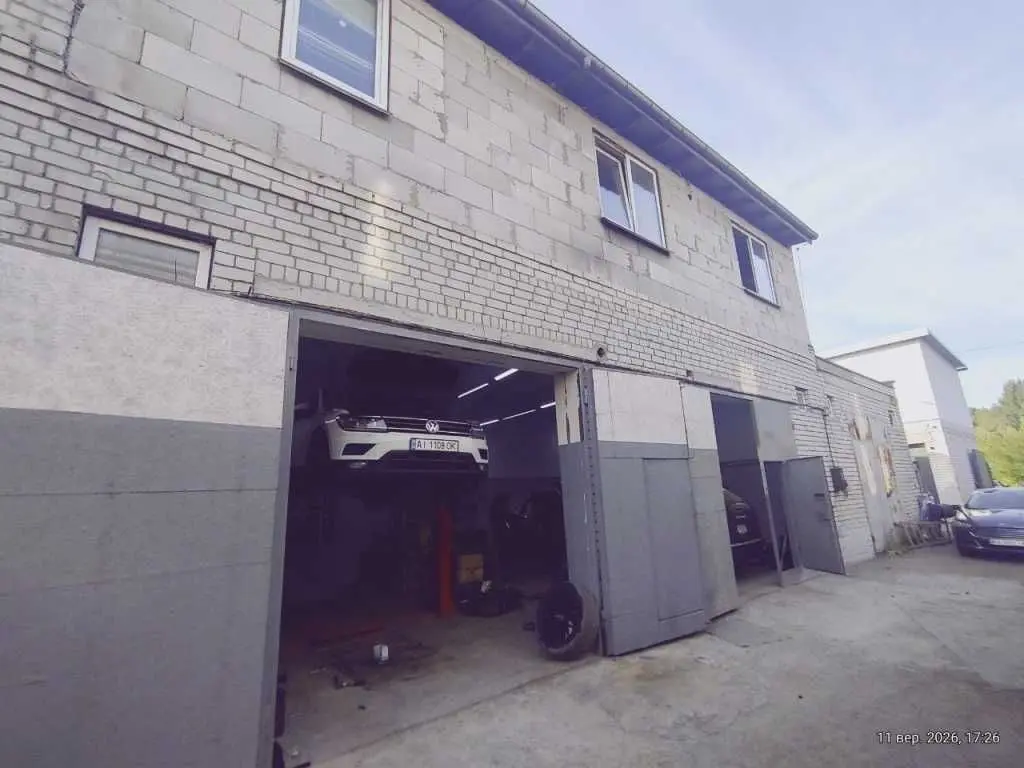 Фото Selling a parking space, garage, 205 sq.m., Pukhivska Street  Kyiv, price: 70000 USD, code 8157