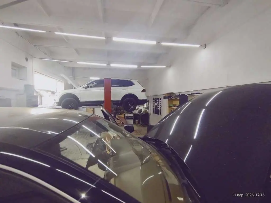Фото Selling a parking space, garage, 205 sq.m., Pukhivska Street  Kyiv, price: 70000 USD, code 8157