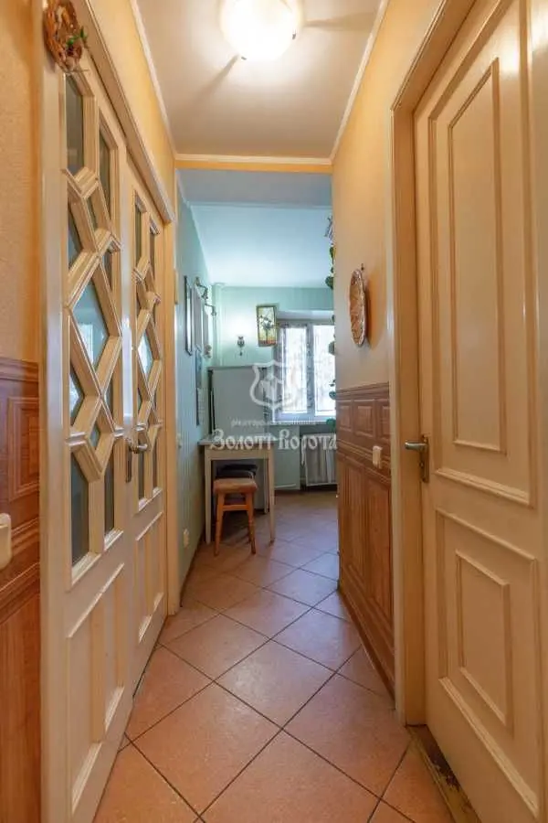 Фото Selling a 1-room apartment, 32.1 sq.m., Knyaziv Ostrozkykh street (Moskovska street) 36 Kyiv, price: 68000 USD, code 8158