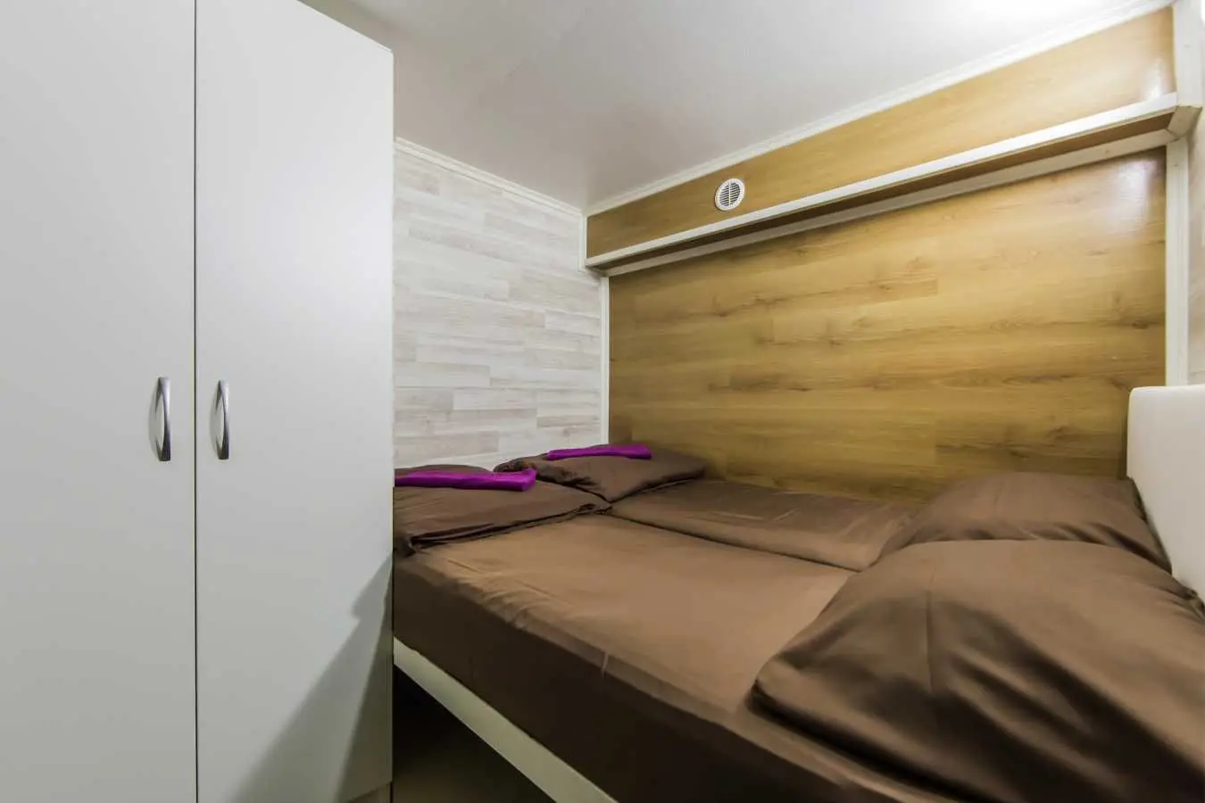 Фото Rent a 20-room apartment, Viskozna Street  Kyiv for long-term rent, price: 5750 UAH, code 8159