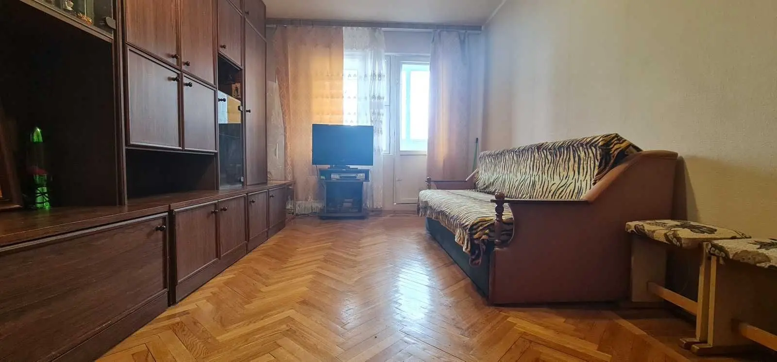 Фото Зняти 2 кімнатну квартиру, Архітектора Вербицького вул. 9ж Київ в довгострокову оренду, ціна: 10000 UAH, код 8162
