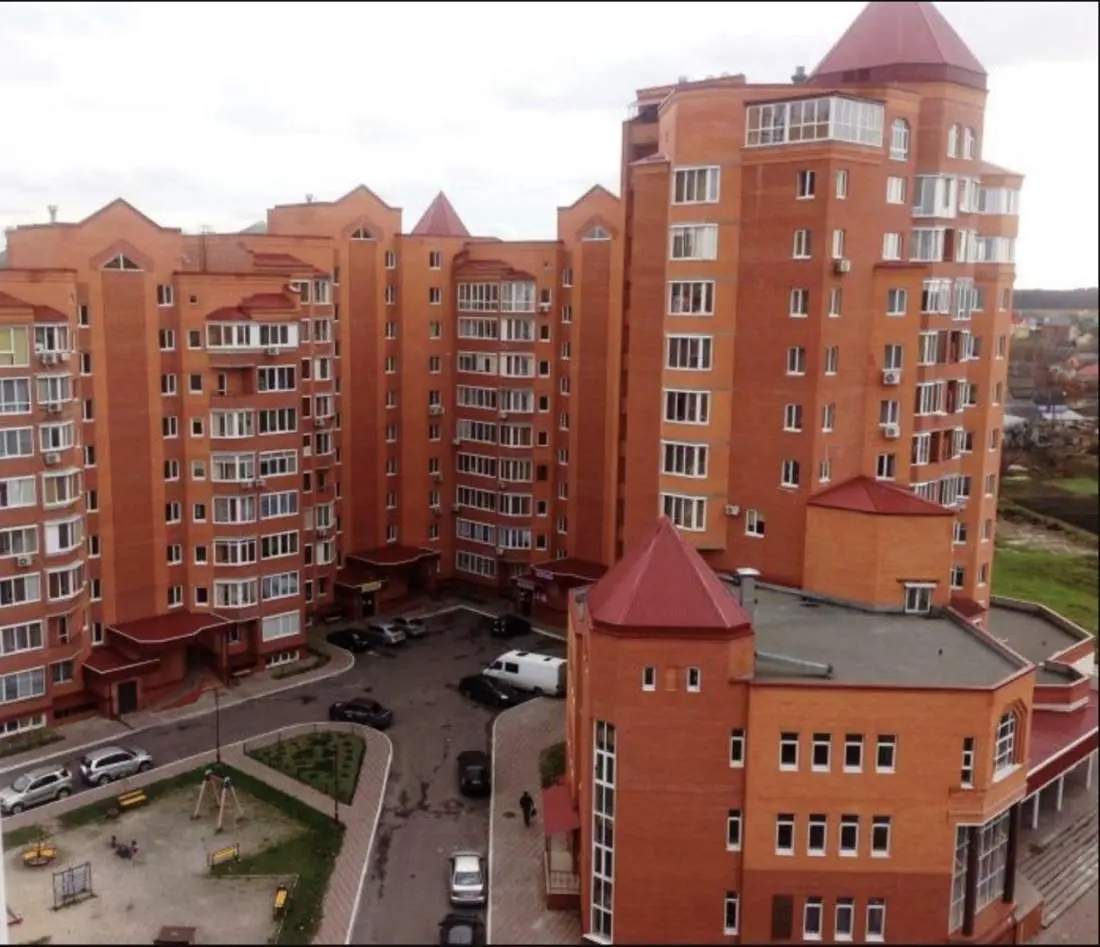 Фото Продаю 1 кімнатну квартиру, 49 кв. м, Машинобудівників вул.  Чабани, ціна: 85000 $, код 8165