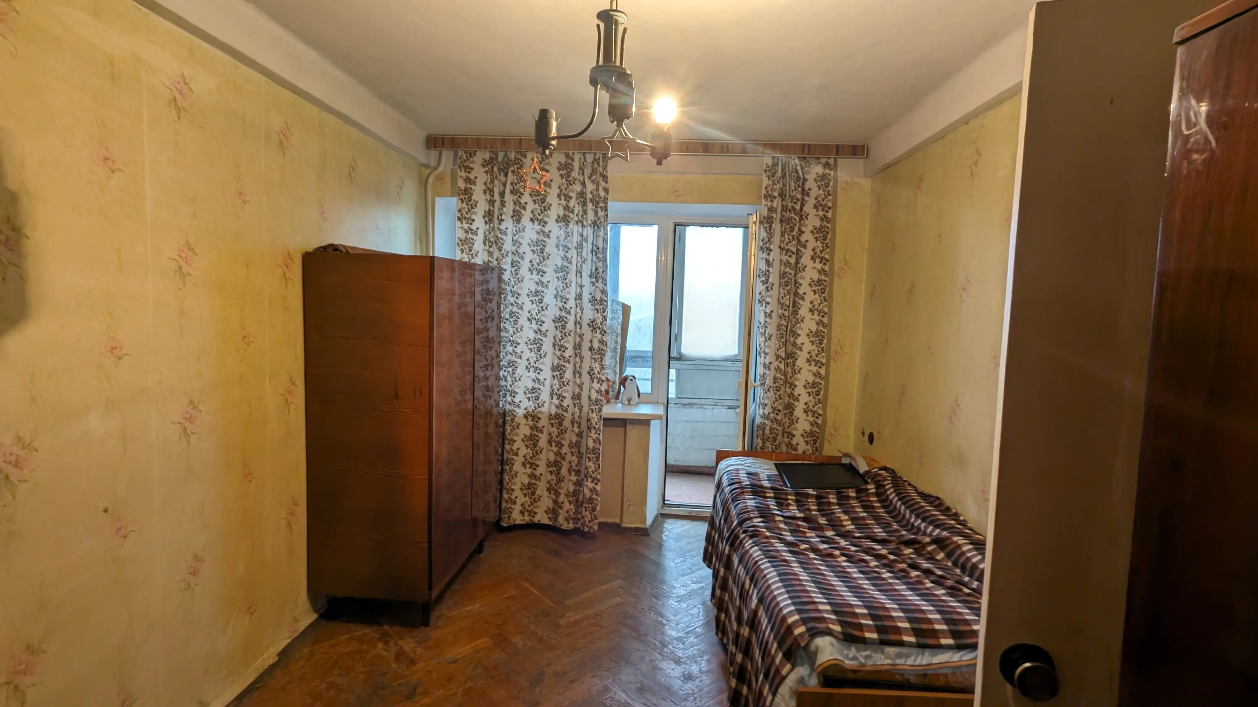 Фото Продаю 2 кімнатну квартиру, 46.2 кв. м, Русанівська набережна 10 Київ, ціна: 65000 $, код 8166