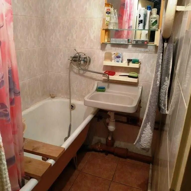 Фото Продаю 1 кімнатну квартиру, 34.5 кв. м, Героїв Сталінграда просп. 17а Київ, ціна: 55900 USD, код 8171