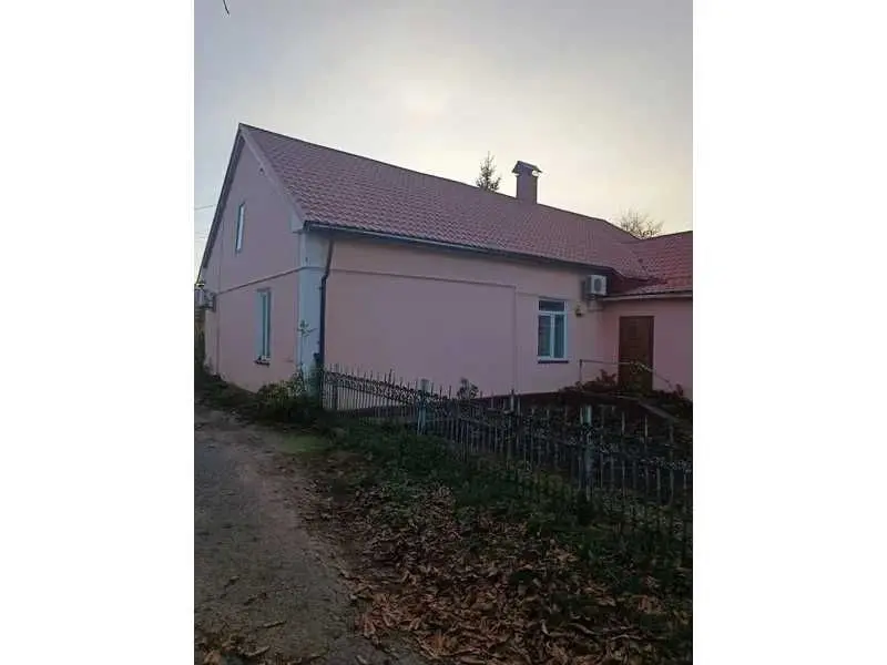 Фото Продаю офис, 189.7 кв. м, Железнодорожная ул. 20 Чортков, цена: 2244900 UAH, код 8176