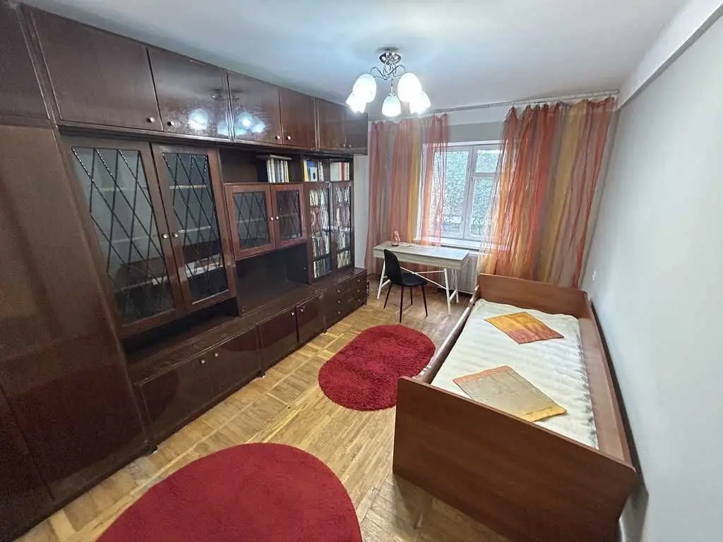 Фото Selling a 3-room apartment, 72 sq.m., Amvrosiia Buchmy Street 7 Kyiv, price: 70000 USD, code 8179