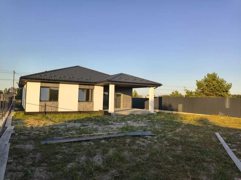 Фото Продаю будинок, 130 кв. м, Путрівка, ціна: 110000 USD, код 8183
