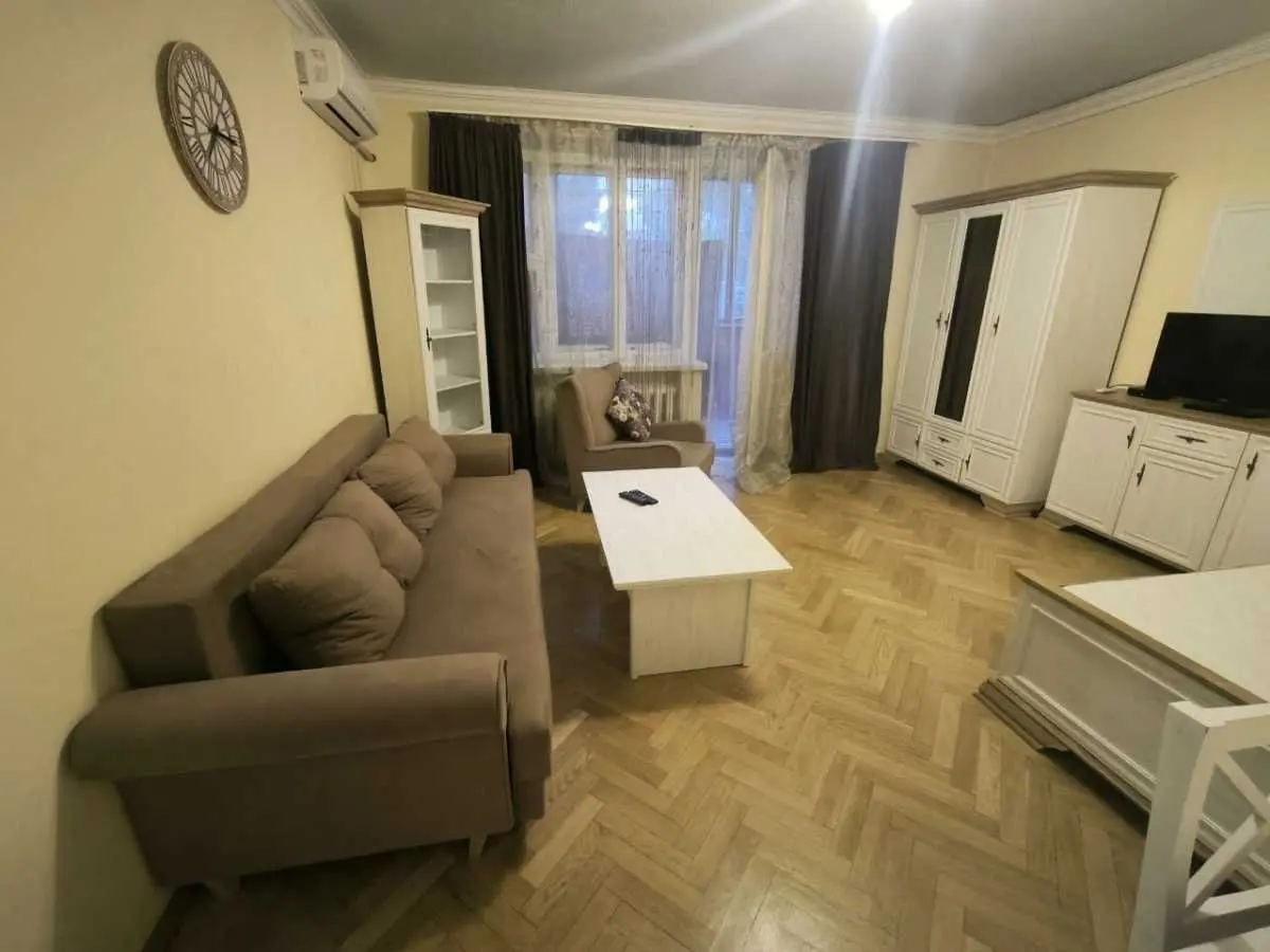 Фото Rent a 1-room apartment, Henerala Almazova Street (Kutuzova Street) 6 Kyiv for long-term rent, price: 22000 UAH, code 8187