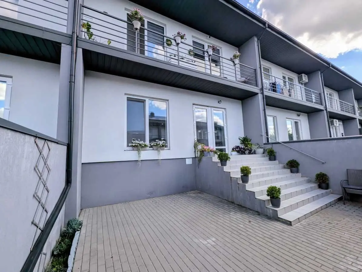 Фото Продаю 2-комнатную квартиру, 100 кв. м, Таращанская ул.  Белая Церковь, цена: 120000 USD, код 8192
