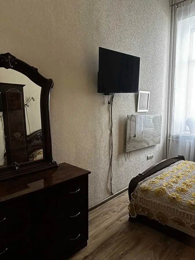 Фото Rent a 2-room apartment, Kruhlouniversytetska Street 14 Kyiv for long-term rent, price: 30000 UAH, code 8204