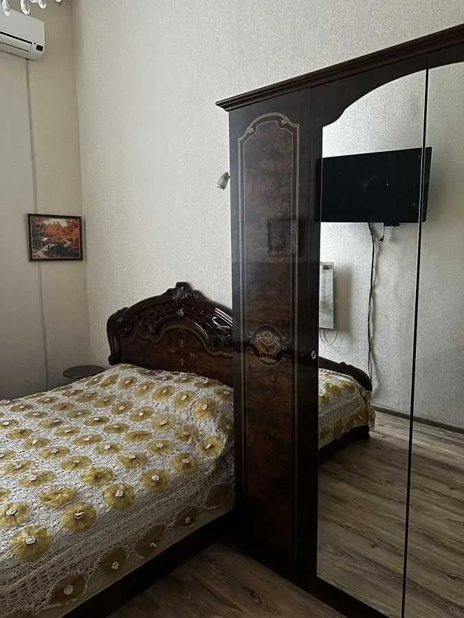 Фото Rent a 2-room apartment, Kruhlouniversytetska Street 14 Kyiv for long-term rent, price: 30000 UAH, code 8204