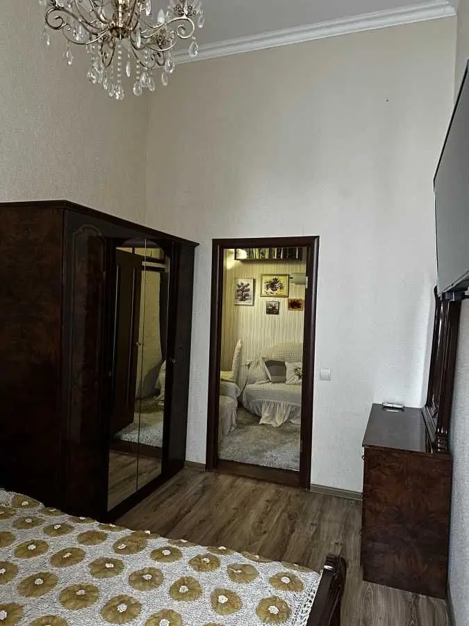 Фото Rent a 2-room apartment, Kruhlouniversytetska Street 14 Kyiv for long-term rent, price: 30000 UAH, code 8204