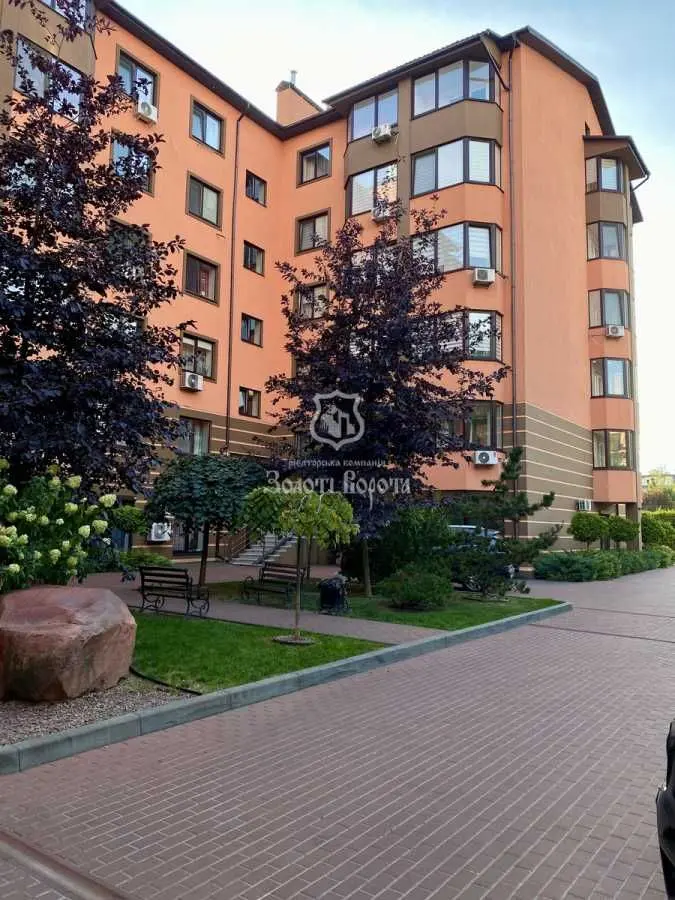 Фото Продаю 3 кімнатну квартиру, 94 кв. м, Щаслива вул. 7 Софіївська Борщагівка, ціна: 175000 USD, код 8205