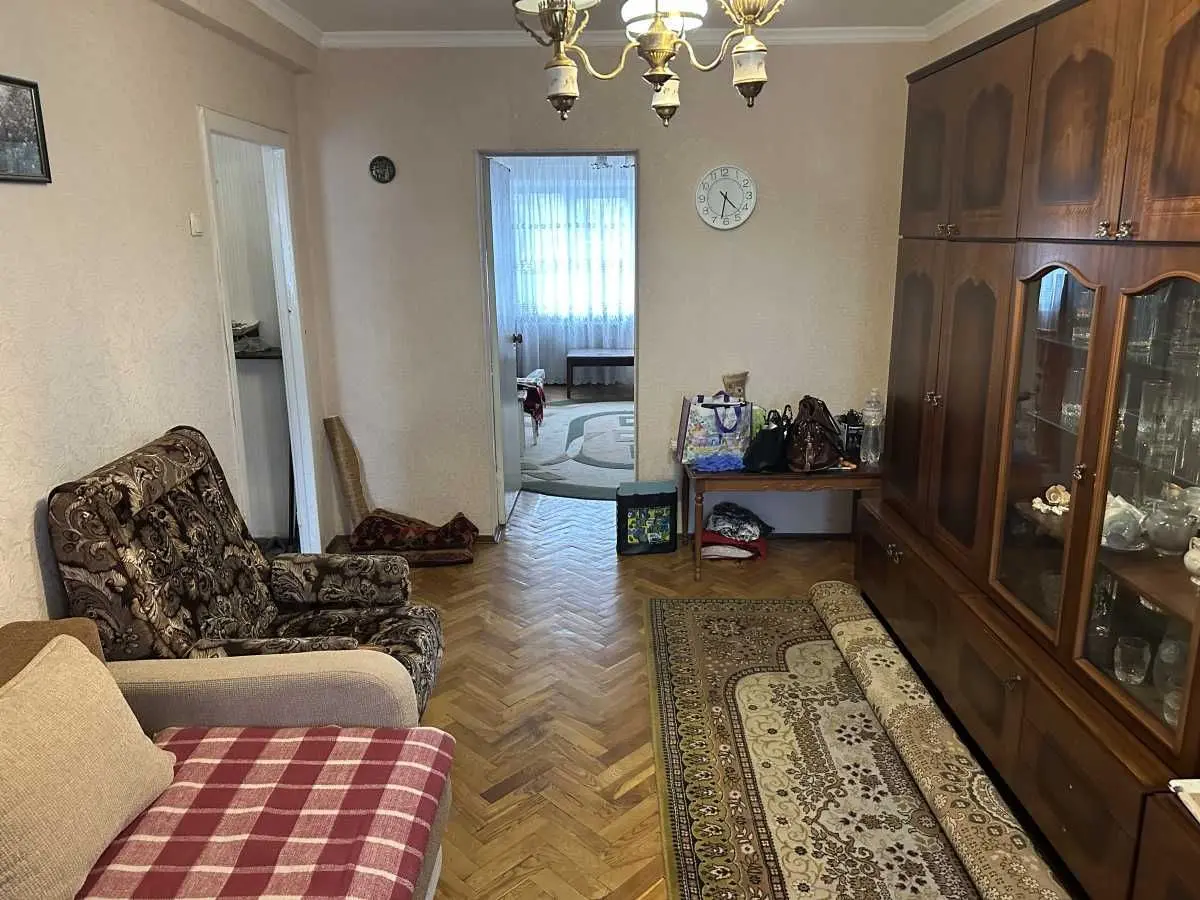 Фото Продаю 2 кімнатну квартиру, 46 кв. м, Волинська вул.  Київ, ціна: 40000 USD, код 8207