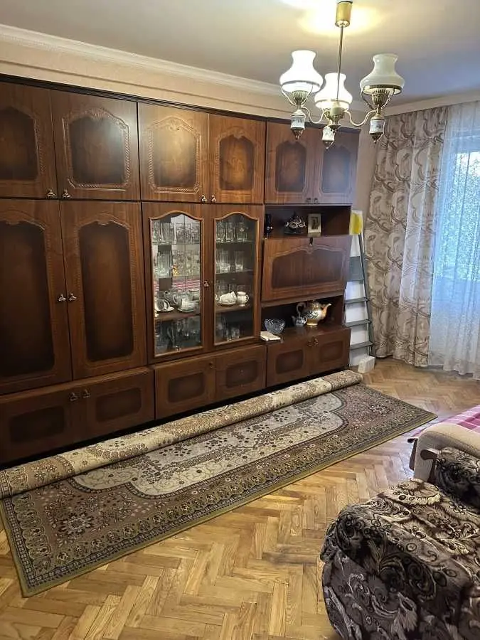 Фото Продаю 2 кімнатну квартиру, 46 кв. м, Волинська вул.  Київ, ціна: 40000 USD, код 8207