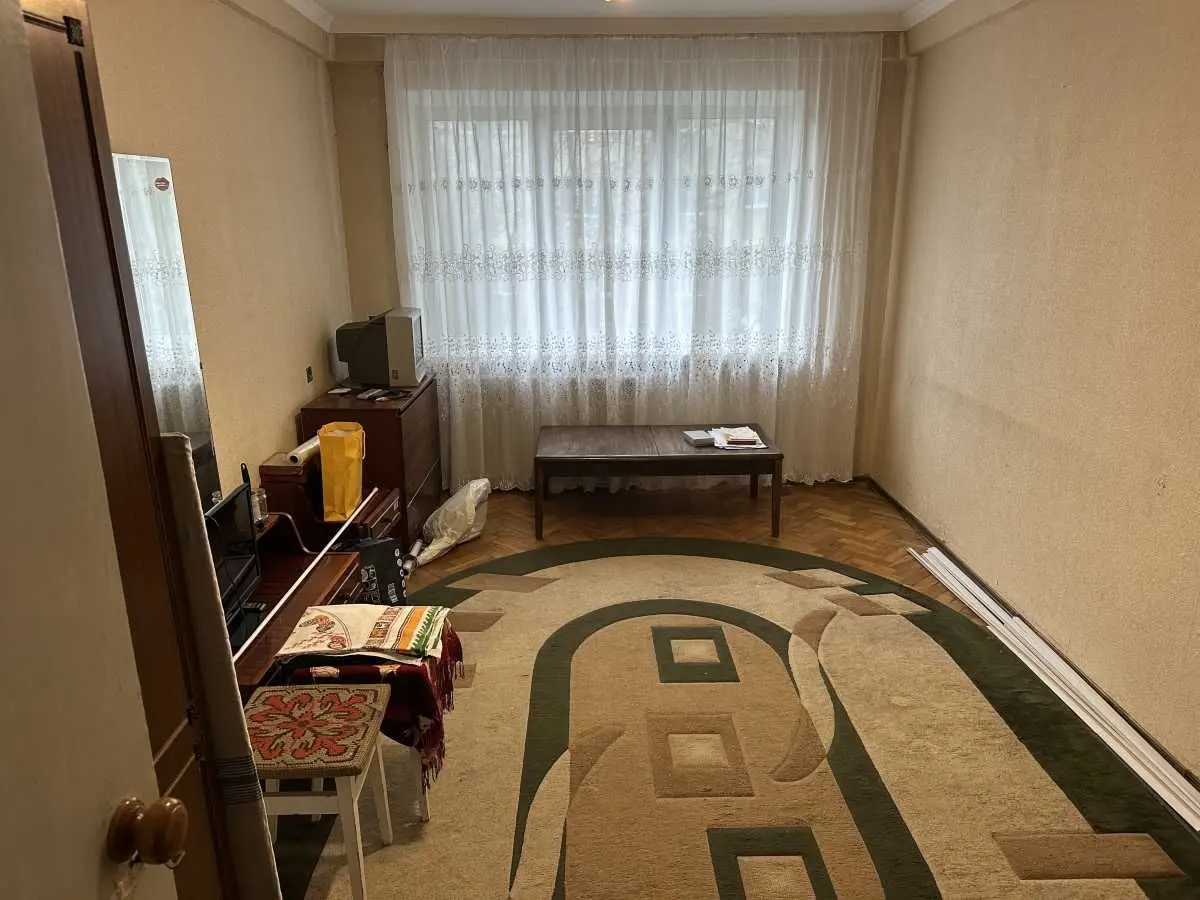 Фото Продаю 2 кімнатну квартиру, 46 кв. м, Волинська вул.  Київ, ціна: 40000 USD, код 8207