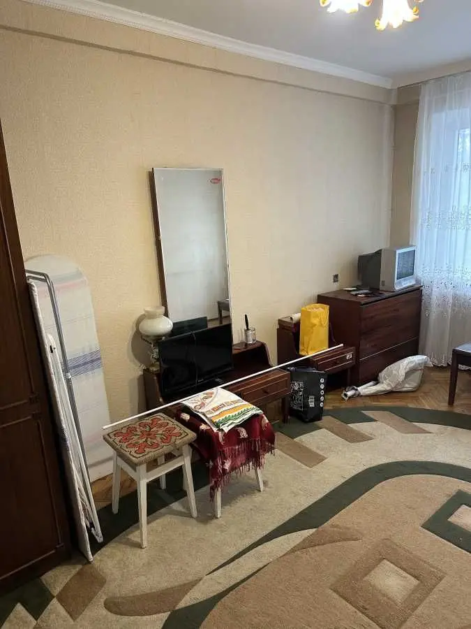 Фото Продаю 2 кімнатну квартиру, 46 кв. м, Волинська вул.  Київ, ціна: 40000 USD, код 8207